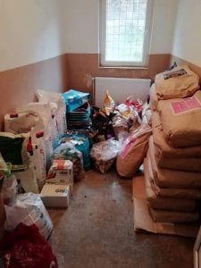 Bradshaws Dog Food donations at Happy Tails shelter | 1 Dog At a Time Rescue UK